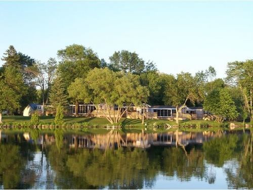 Woodland Estate Resort Campbellford Exterior foto
